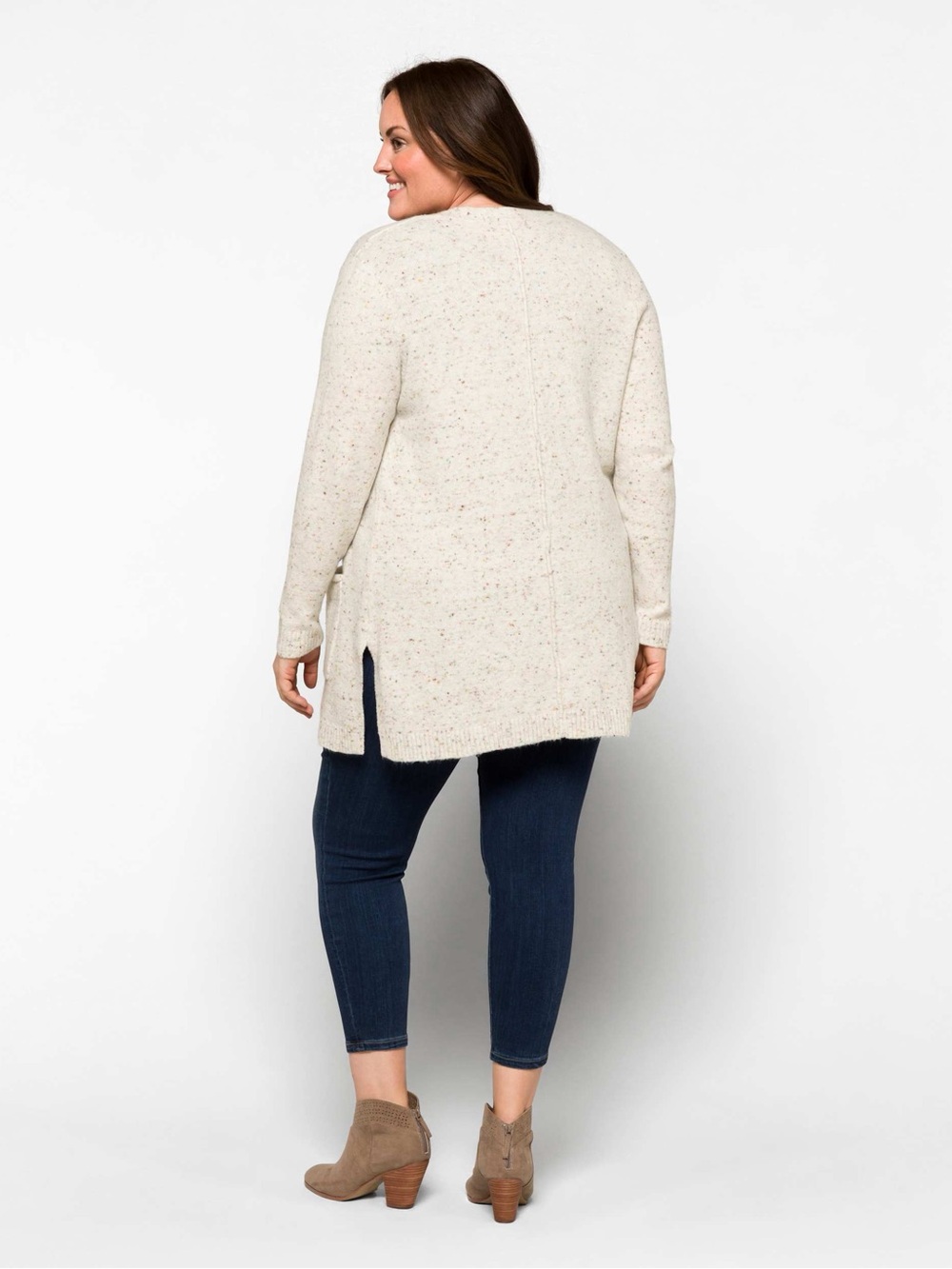Love Ellie Wells Cardigan Cream 2X - Picture 2 of 7